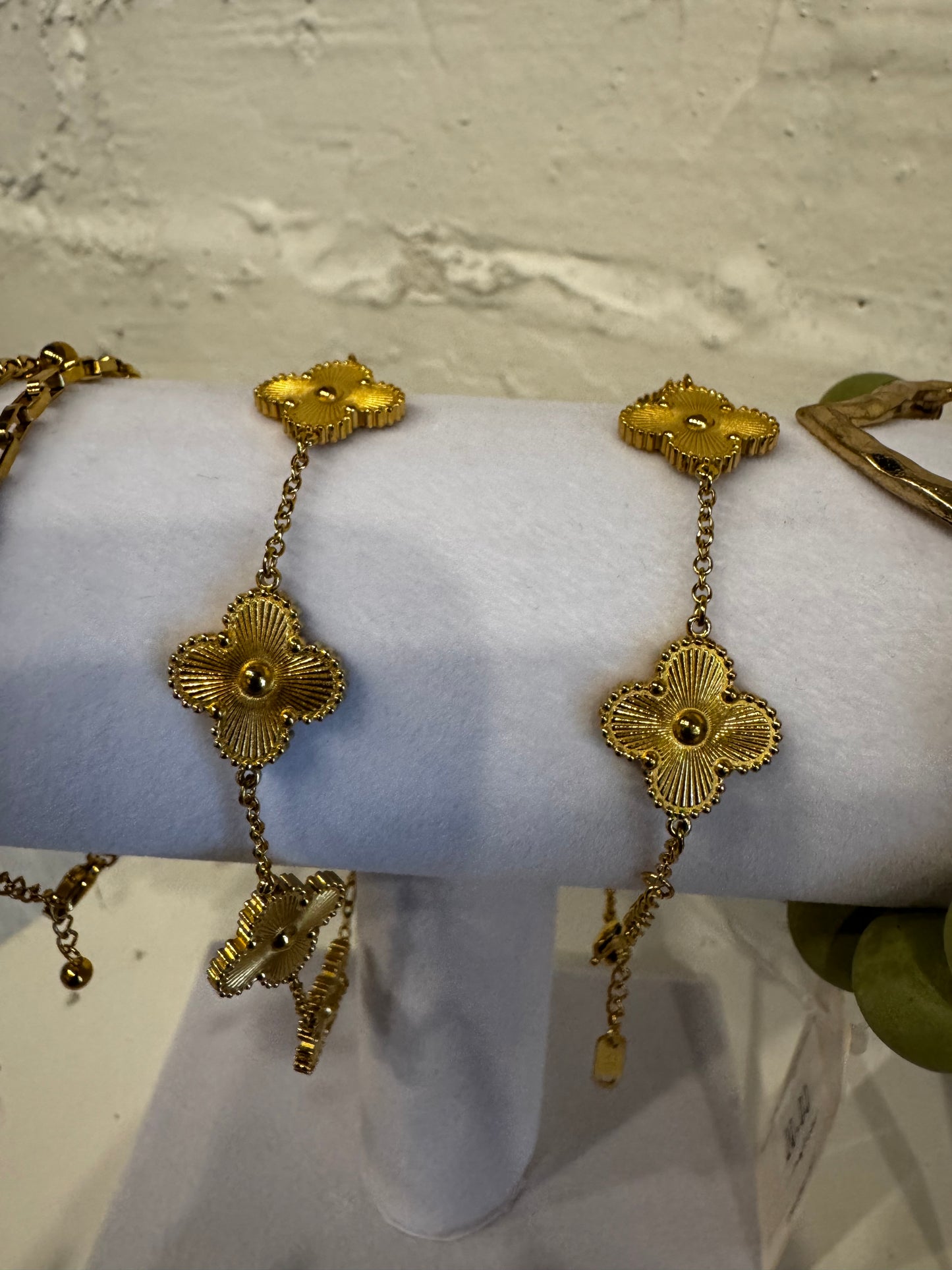 18K Clover Bracelet
