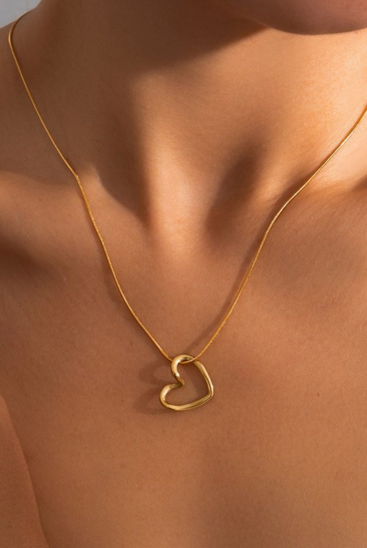 18k Non-tarnish Stainless Steel Heart Necklace