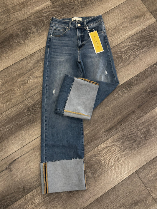 Risen Cuff Jeans